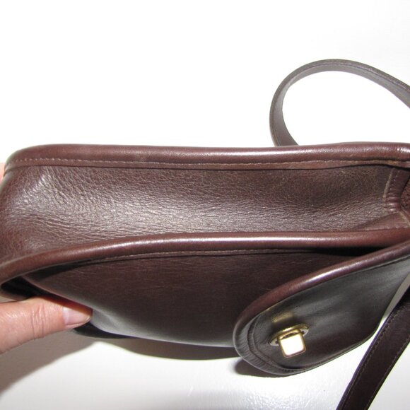 Vintage Coach Brown Small Sidepack #9978 - Picture 4 of 7